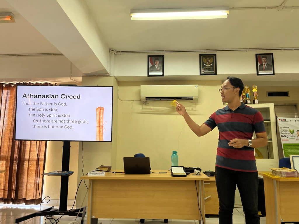 About bima anugerah,panggilan hamba Tuhan,rohaniwan Kristen,Gen Z – Bima Anugerah, Mahasiswa Teologi STT SAAT